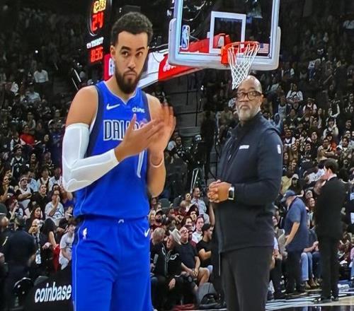 亨利分析库,巴西红牌,裁判判罚草,网球直播,Tennis,Sports,网球直播官网,网球直播体育官网,网球直播体育下载,网球直播APP