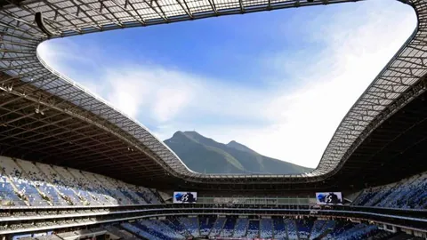 科內利亞0-2巴塞羅那飲恨落敗，國王杯16強皮亞尼奇及登貝萊錯失連續獲分良機